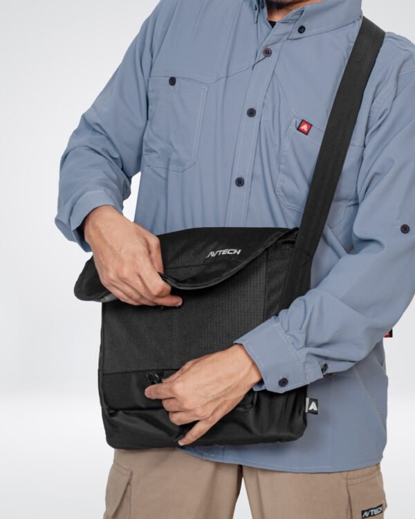 3 AVTECH - Tas Selempang Sling Bag Laptop Kerja Kuliah Harian Travel Outdoor Lifestyle - MYDAS 10